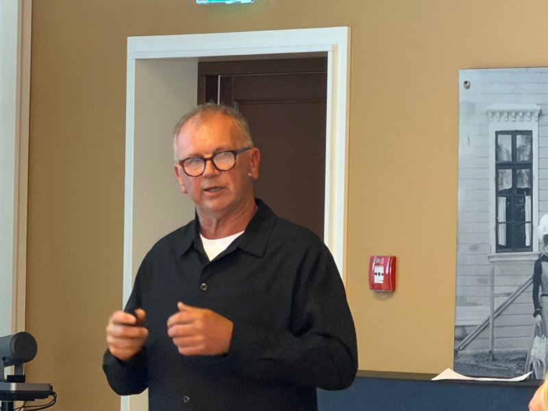 – Fotballferdigheter bygger på motorikk, teknikk og taktikk i bunn, men over dette ligger relasjoner, sier Stein Erik Hegerberg