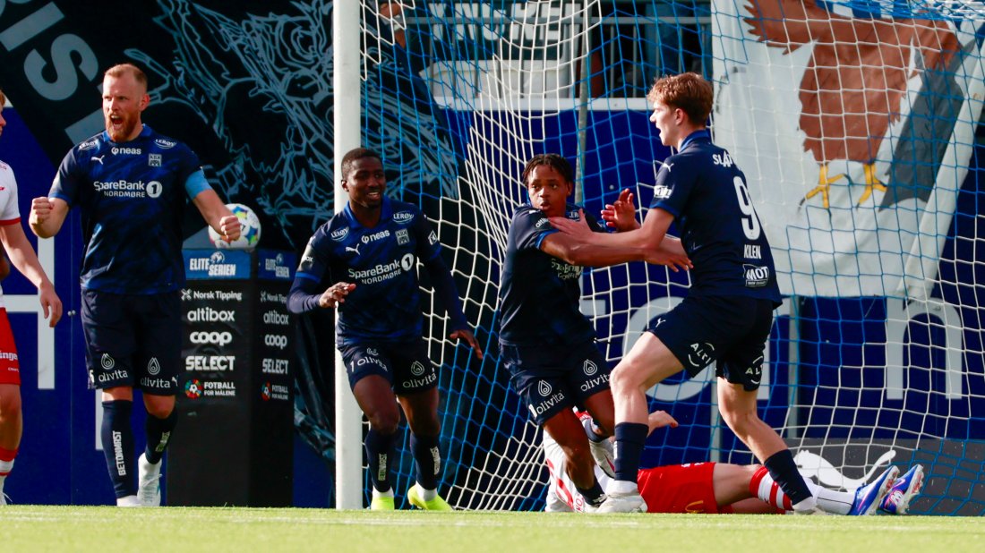 Jubel for KBKs 1-0-scoring ved Promise Meliga. Foto: NTB