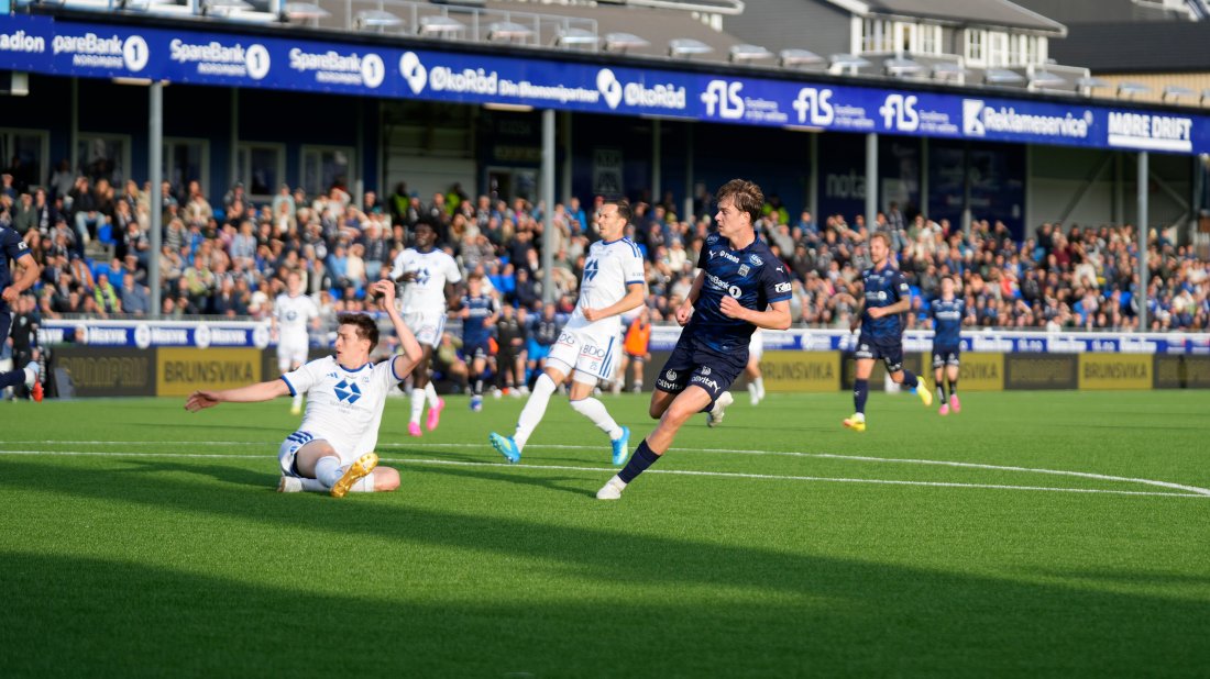 Sander Kilen setter inn 1-0. Foto: Terje Stamnes