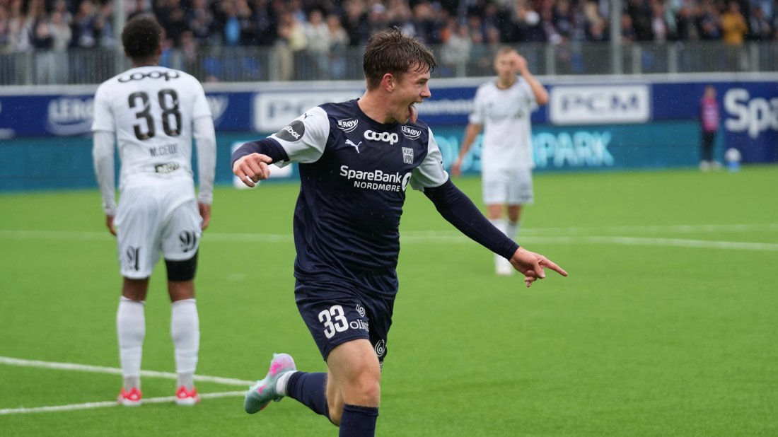 Et av årets høydepunkter for Haakon Haugen var da han scoret mot Rosenborg. Foto: Terje Stamnes