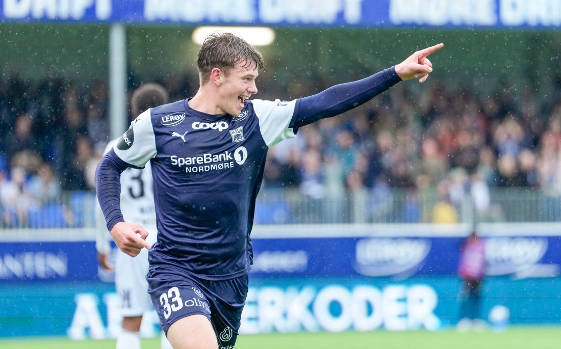 Haakon Haugen satte punktum med 4-1! Foto: NTB