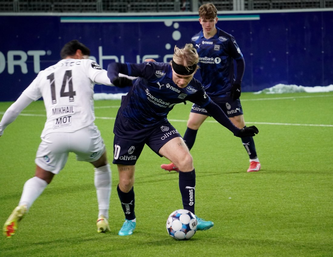 Heine Gikling Bruseth viste fram driblekunstene i sitt comeback i KBK-drakta.