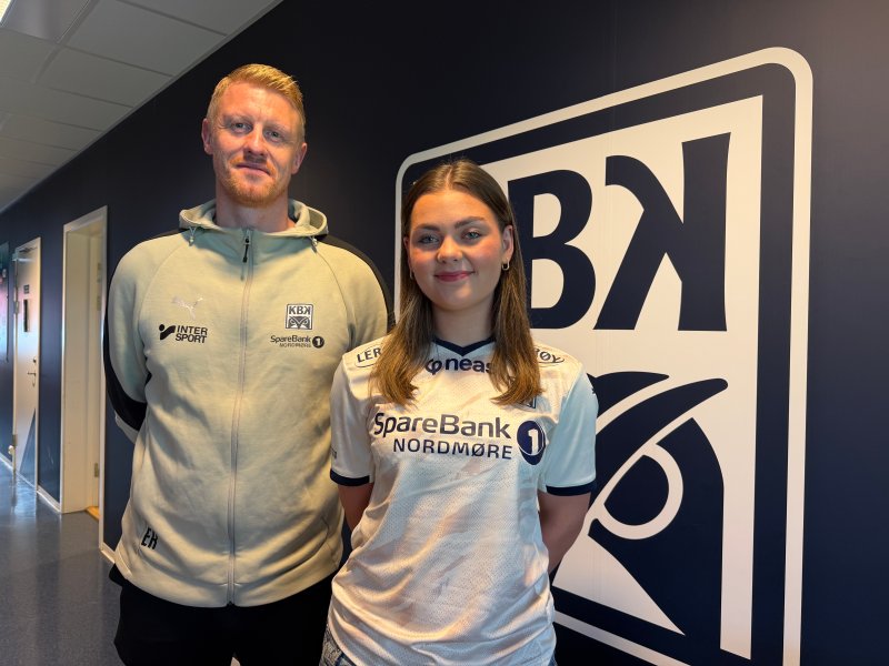 Utviklingsleder i KBK, Eirik Ranheim er svært glad for å ønske Marie Skog Trøan hjem igjen til Nordmøre stadion.