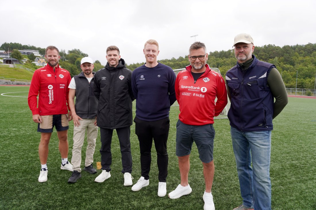 KBK og Aure IL inngikk samarbeidsavtale i sommer. Dette året har to spillere fra Aure skrevet under på proffkontrakter med Kristiansund Ballklubb.