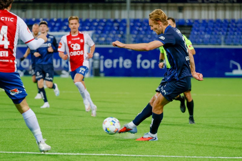 KBKs Leander Næss Alvheim under eliteseriekampen i fotball mellom KBK og KFUM Oslo på Nordmøre stadion.Foto: Frederik Ringnes / NTB